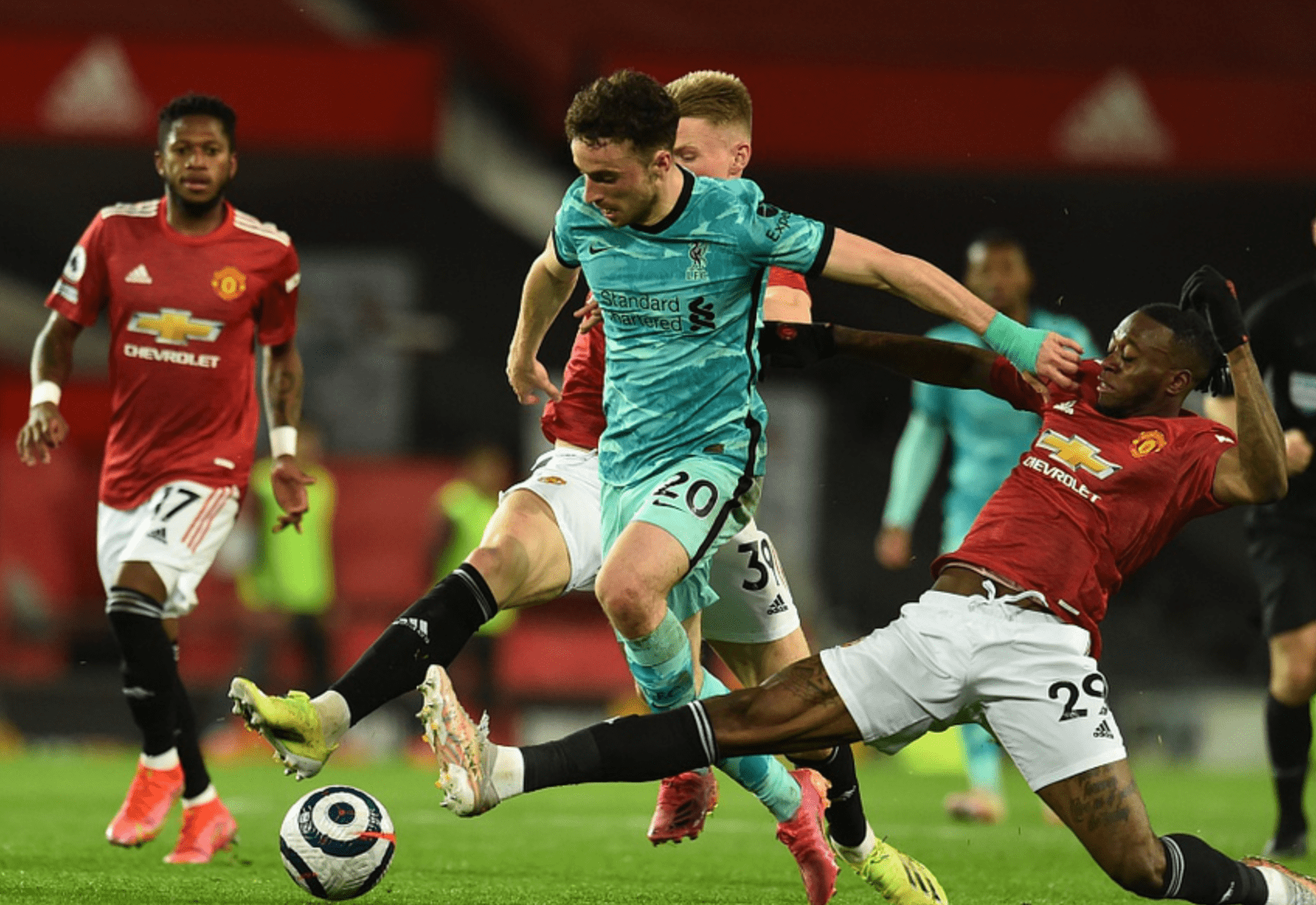 詹姆斯不再 詹姆斯不再