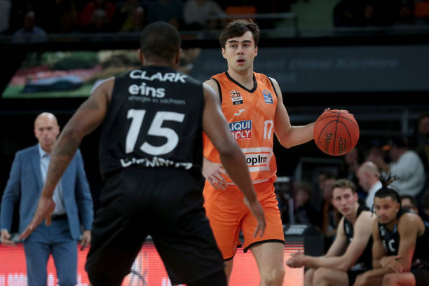 回顾近年来 回顾近年来