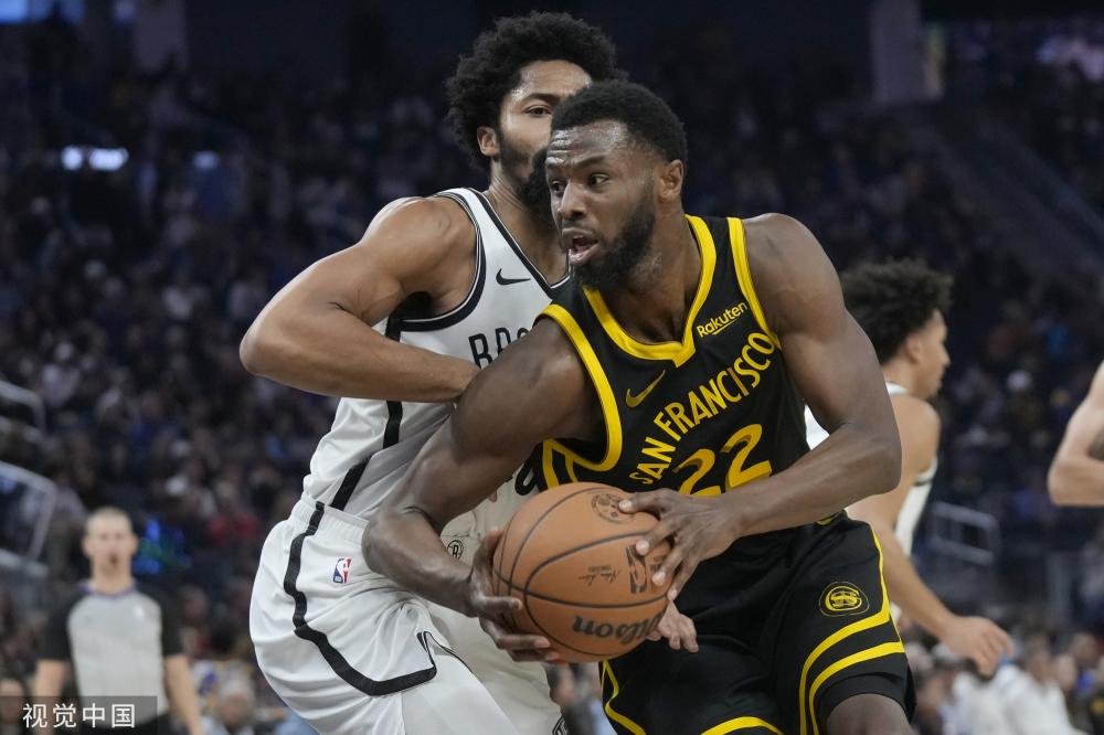 边锋的位置 边锋的位置